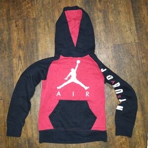 Boys Air Jordan hoodie size 8